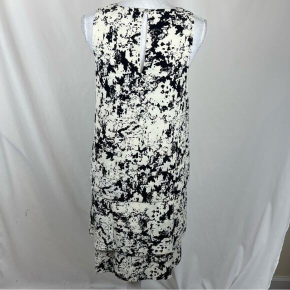 Banana Republic Black & Cream Ruffled Office To Date Night Dress NWOT Size 4 - Picture 5 of 12